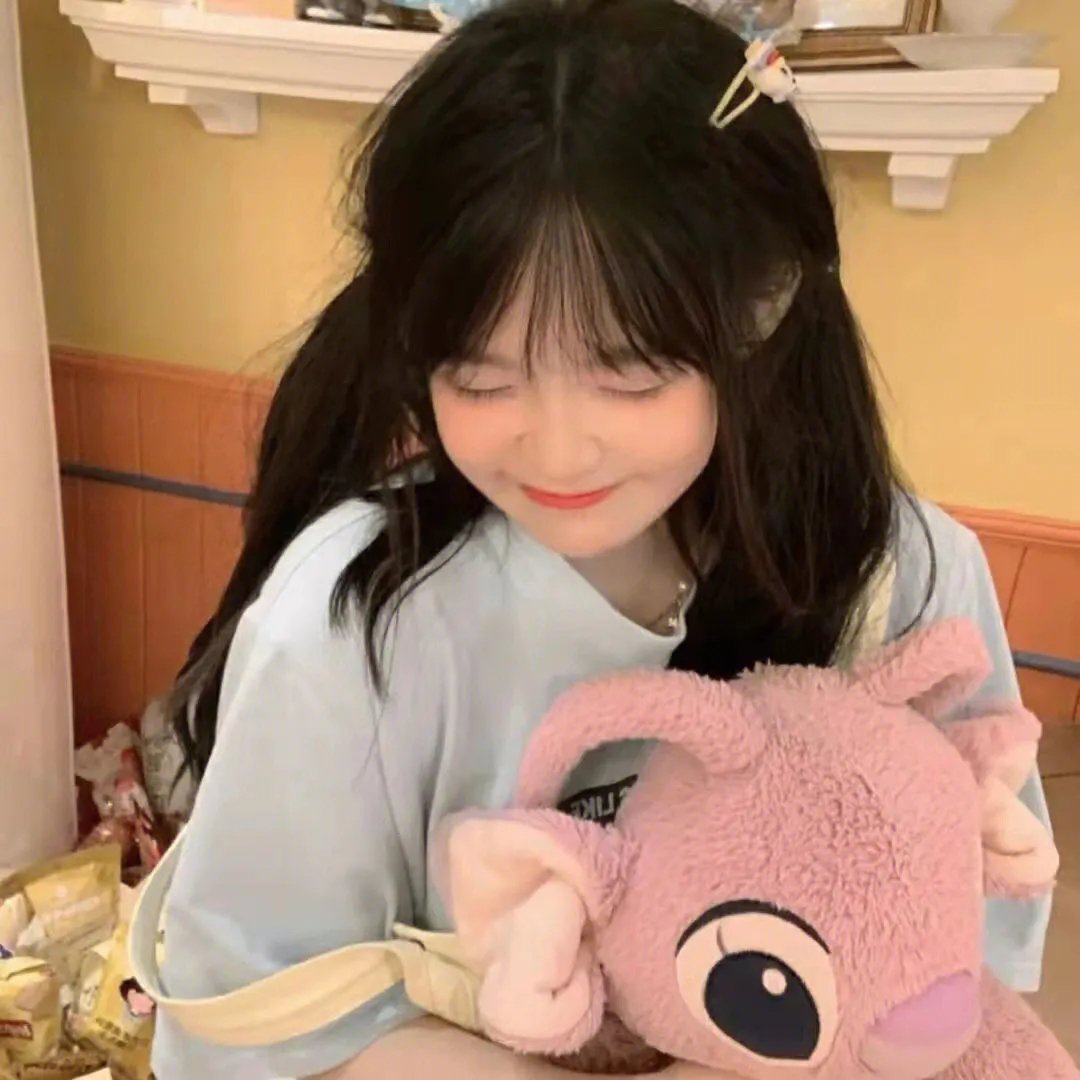 不是孤单一人2023